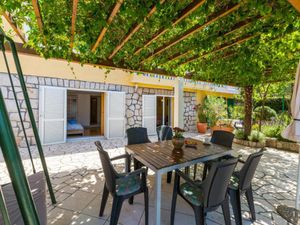 23941811-Ferienwohnung-3-Crikvenica-300x225-3