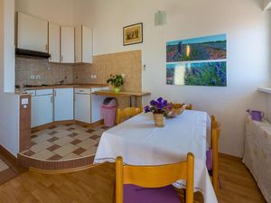 23945383-Ferienwohnung-5-Crikvenica-300x225-1