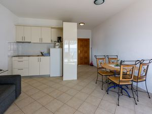 23939534-Ferienwohnung-4-Crikvenica-300x225-4