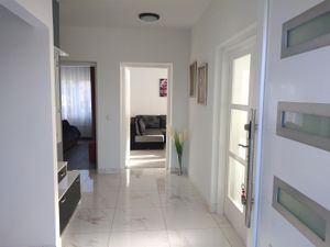 23942275-Ferienwohnung-6-Crikvenica-300x225-5