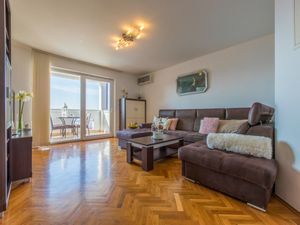 23939544-Ferienwohnung-4-Crikvenica-300x225-2