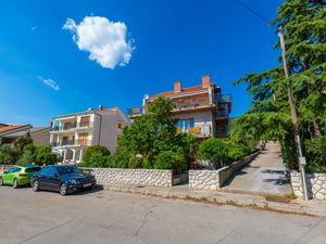 23942669-Ferienwohnung-5-Crikvenica-300x225-2