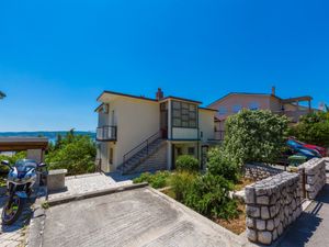 23942819-Ferienwohnung-2-Crikvenica-300x225-5