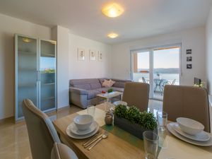 23942834-Ferienwohnung-2-Crikvenica-300x225-3