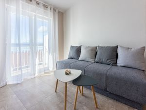 23943347-Ferienwohnung-4-Crikvenica-300x225-3