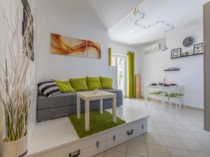 23944065-Ferienwohnung-4-Crikvenica-300x225-3