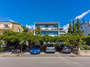 23944068-Ferienwohnung-5-Crikvenica-300x225-3