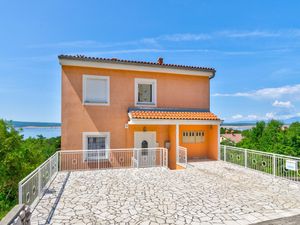 23944212-Ferienwohnung-2-Crikvenica-300x225-5