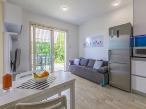 23944230-Ferienwohnung-4-Crikvenica-300x225-1