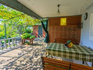 23944470-Ferienwohnung-4-Crikvenica-300x225-1