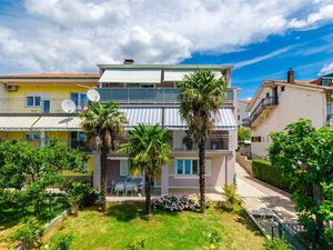 23945485-Ferienwohnung-4-Crikvenica-300x225-0