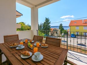 23945489-Ferienwohnung-6-Crikvenica-300x225-1