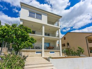 23945489-Ferienwohnung-6-Crikvenica-300x225-2