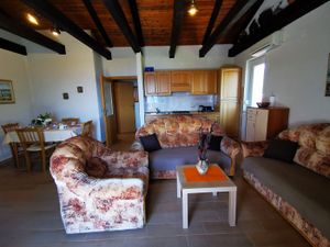 23945493-Ferienwohnung-4-Crikvenica-300x225-3