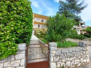 23946344-Ferienwohnung-2-Crikvenica-300x225-3