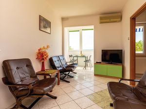 23730490-Ferienwohnung-4-Crikvenica-300x225-2