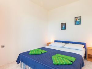 23730490-Ferienwohnung-4-Crikvenica-300x225-4