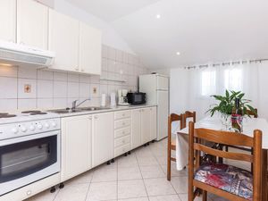 23731906-Ferienwohnung-4-Crikvenica-300x225-3