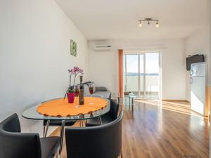 23733392-Ferienwohnung-4-Crikvenica-300x225-1