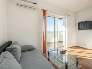 23733392-Ferienwohnung-4-Crikvenica-300x225-3