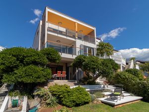 23724864-Ferienwohnung-4-Crikvenica-300x225-2