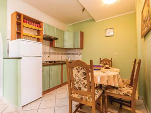 23726046-Ferienwohnung-4-Crikvenica-300x225-3