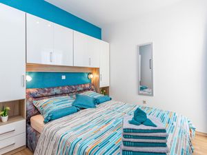 23727746-Ferienwohnung-4-Crikvenica-300x225-5