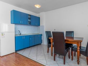 23743531-Ferienwohnung-6-Crikvenica-300x225-4