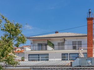 23755311-Ferienwohnung-4-Crikvenica-300x225-4