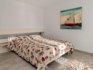 23758132-Ferienwohnung-4-Crikvenica-300x225-4