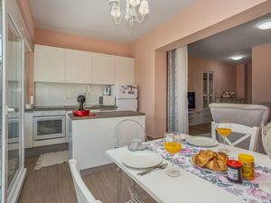 23823584-Ferienwohnung-5-Crikvenica-300x225-4