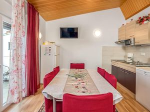 24001241-Ferienwohnung-4-Crikvenica-300x225-4