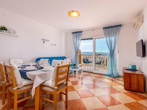 24003175-Ferienwohnung-5-Crikvenica-300x225-1