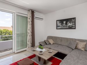 23721511-Ferienwohnung-5-Crikvenica-300x225-1