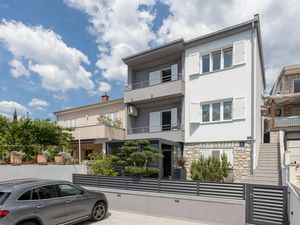 23721511-Ferienwohnung-5-Crikvenica-300x225-3