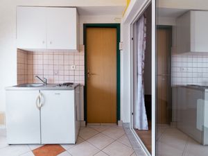 18550575-Ferienwohnung-2-Crikvenica-300x225-2