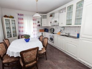 18979973-Ferienwohnung-7-Crikvenica-300x225-2