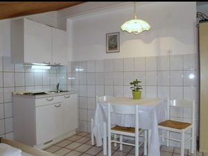 19129596-Ferienwohnung-4-Crikvenica-300x225-1