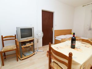 23332499-Ferienwohnung-2-Crikvenica-300x225-2