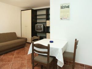 23539152-Ferienwohnung-2-Crikvenica-300x225-1