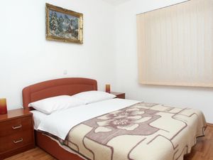 23539154-Ferienwohnung-4-Crikvenica-300x225-5