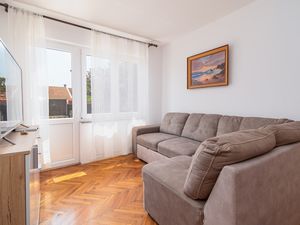 23685723-Ferienwohnung-4-Crikvenica-300x225-3