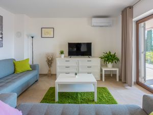 23925641-Ferienwohnung-7-Crikvenica-300x225-2