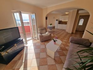 23955532-Ferienwohnung-5-Crikvenica-300x225-1