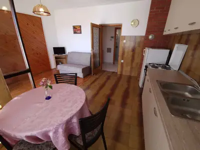 Ferienwohnung für 3 Personen (35 m²) in Crikvenica 6/10