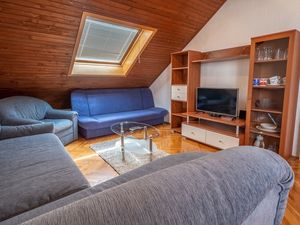 24016617-Ferienwohnung-4-Crikvenica-300x225-1