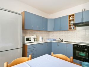 23928525-Ferienwohnung-6-Crikvenica-300x225-5