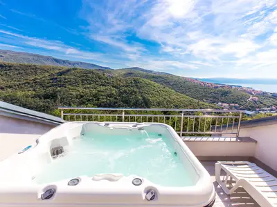 Ferienwohnung für 6 Personen (120 m²) in Crikvenica 1/10