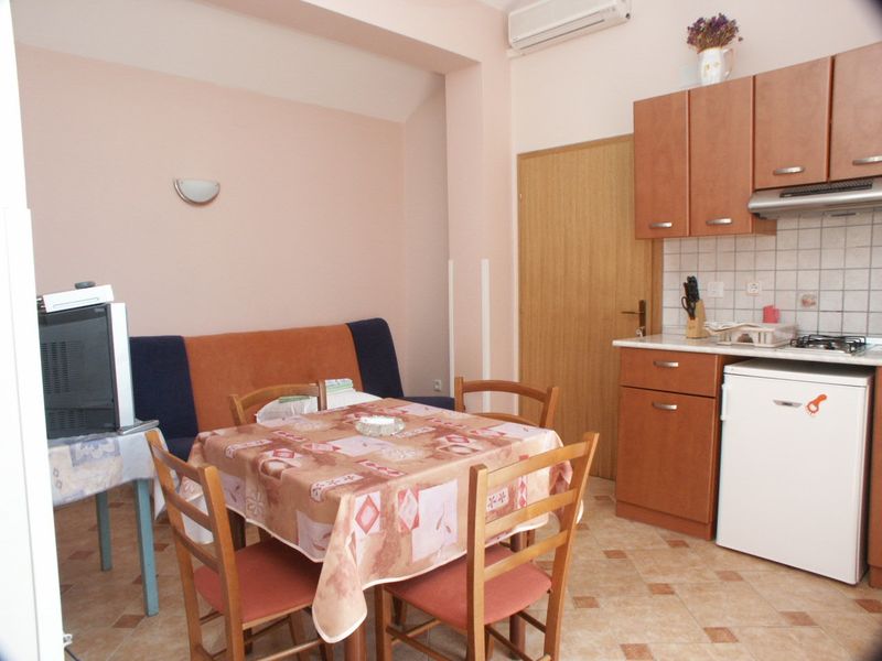 18688060-Ferienwohnung-4-Crikvenica-800x600-1