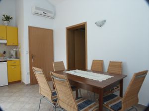 18688061-Ferienwohnung-4-Crikvenica-300x225-1